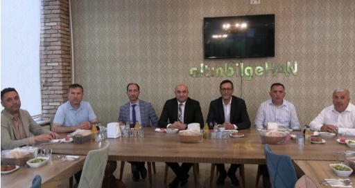 Tavşanlı muhtarlarından Kaymakam Baskın’a duygusal veda
