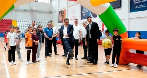 Tavşanlı yaz okulları g&ouml;rkemli t&ouml;renle kapılarını a&ccedil;tı
