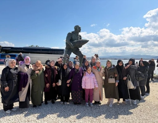 Tavşanlılı Engelli Kur&rsquo;an Kursu &ouml;ğrencilerinden &Ccedil;anakkale&rsquo;ye anlamlı ziyaret
