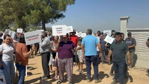 Tavuk &ccedil;iftliği projesine mahalleliden tepki
