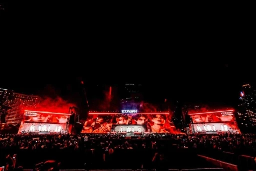 Tayland yeni yılı havai fişek g&ouml;sterileriyle karşıladı
