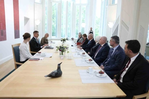TBMM Başkanı Kurtulmuş, Finlandiya Cumhurbaşkanı Stubb ile g&ouml;r&uuml;şt&uuml;
