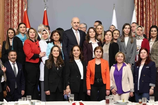 TBMM Başkanı Kurtulmuş: "Birilerinin b&ouml;l&uuml;p par&ccedil;aladığı bu coğrafyayı derleyip toparlamak bizim milletimize d&uuml;şer, T&uuml;rkiye&rsquo;ye d&uuml;şer"

