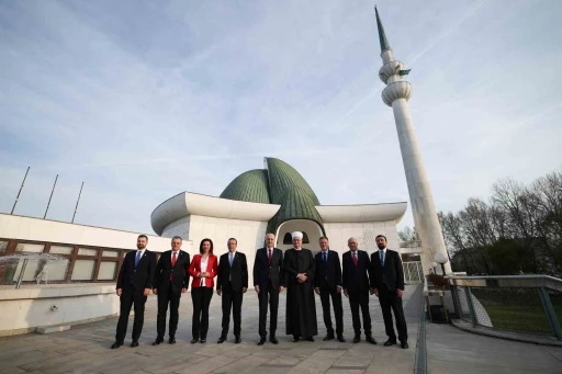 TBMM Başkanı Kurtulmuş: "Gazze soykırımı insanlığın ortak bir ayıbı olarak hepimizin g&ouml;z&uuml; &ouml;n&uuml;ndedir"
