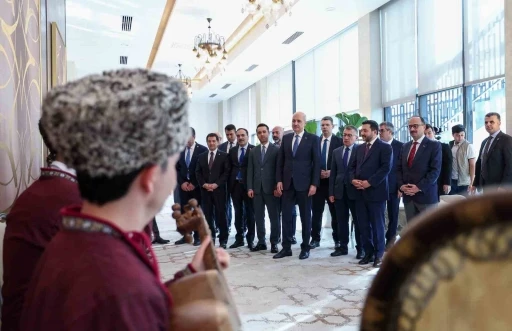 TBMM Başkanı Kurtulmuş: &quot;Türkiye’nin bilim ve teknolojideki başarısı, 300 milyonluk Türk dünyası için önemli bir örnek&quot;
