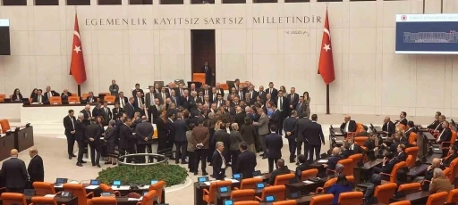 TBMM Genel Kurulu&rsquo;nda "oy pusulası" gerginliği
