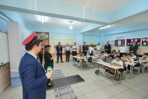 TCDD ile Körfez Ulaştırma’dan ‘Hemzemin Geçitlerde Emniyet Farkındalığı Projesi’
