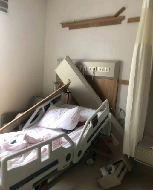 Hastane Odasında Şok Olay