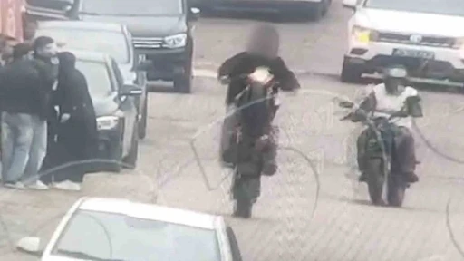 Tek teker &uuml;zerinde motosiklet kullanan s&uuml;r&uuml;c&uuml;ye 390 bin TL ceza
