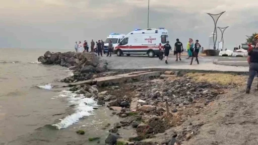 Tekirdağ&rsquo;da denizde bir kişinin kaybolduğu ihbarı ekipleri seferber etti
