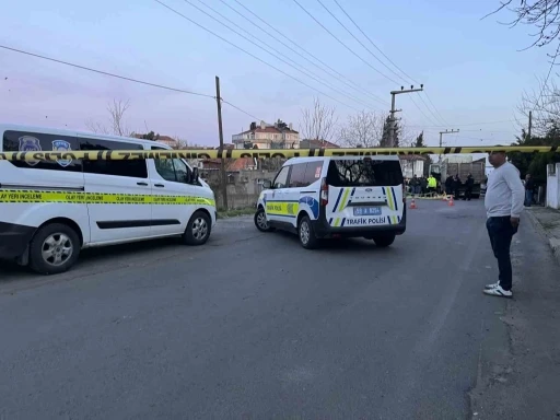 Tekirdağ&rsquo;da feci kaza: &Ccedil;&ouml;p toplayan kadın kamyonun altında can verdi
