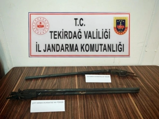 Tekirdağ’da jandarmadan silah ve mühimmat operasyonu
