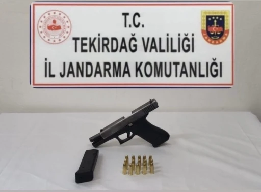 Tekirdağ’da jandarmadan uyuşturucu ve silah operasyonları
