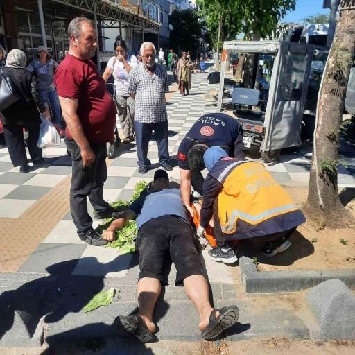 Tekirdağ&rsquo;da kaldırıma takılan vatandaş hastanelik oldu
