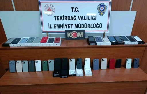 Tekirdağ’da kayıt dışı cep telefonu operasyonu: 3 kişi hakkında işlem başlatıldı
