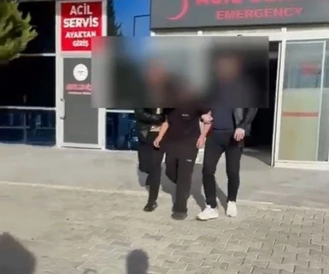 Tekirdağ’da Kur’an-ı Kerim’i ve bayrağı yakmak isteyen şahıs yakalandı
