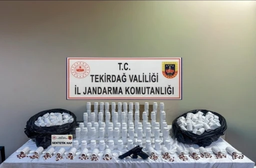 Tekirdağ&rsquo;da narkotik operasyonu: Y&uuml;kl&uuml; miktarda sentetik ecza ele ge&ccedil;irildi
