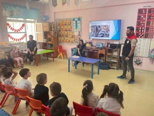 Tekirdağ&rsquo;da &ouml;ğrencilere balık t&uuml;ketimi eğitimi
