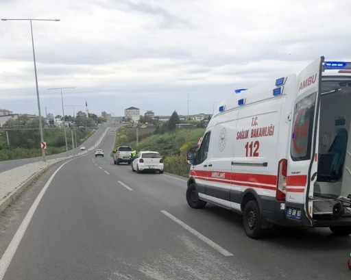 Tekirdağ&rsquo;da otomobilin &ccedil;arptığı yaya yaralandı
