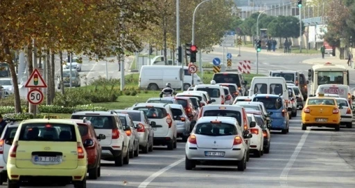 Tekirdağ&rsquo;da trafiğe kayıtlı ara&ccedil; sayısı 385 bin 787&rsquo;ye ulaştı
