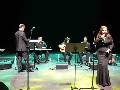 Tekirdağ&rsquo;da T&uuml;rk musikisi r&uuml;zgarı esti: "Bir G&ouml;n&uuml;l Yolculuğu" sanatseverlerle buluştu
