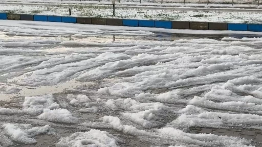 Tekirdağ’da yağan dolu ile tarım arazileri beyaza büründü
