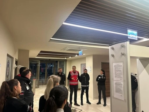 Tekirdağ&rsquo;da yılbaşı &ouml;ncesi g&uuml;venlik tedbirleri artırıldı
