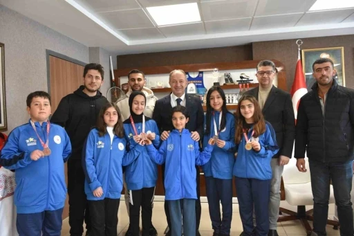 Tekmanlı minik eskrimcilerden başarılı sonu&ccedil;lar
