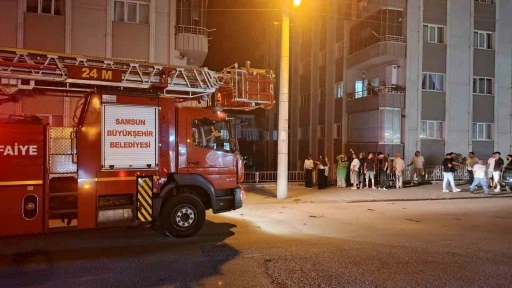 Telefonlara cevap vermeyen yaşlı adam ekipleri harekete ge&ccedil;irdi
