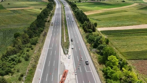 TEM’de 4 gün boyunca İstanbul istikametine trafik tek şeritten sağlanacak
