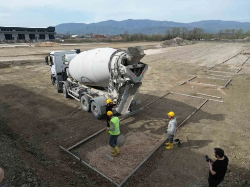 Temel atma hazırlıkları devam ediyor
