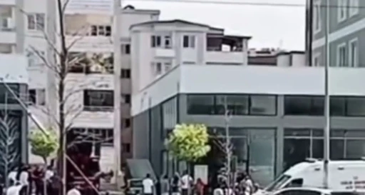 Temizlik yaparken 7. kattan düşen bina görevlisi hayatını kaybetti
