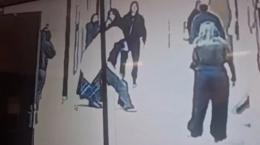 Teneff&uuml;ste &ouml;l&uuml;mle burun buruna gelen &ouml;ğrenciyi &ouml;ğretmenleri hayata d&ouml;nd&uuml;rd&uuml;
