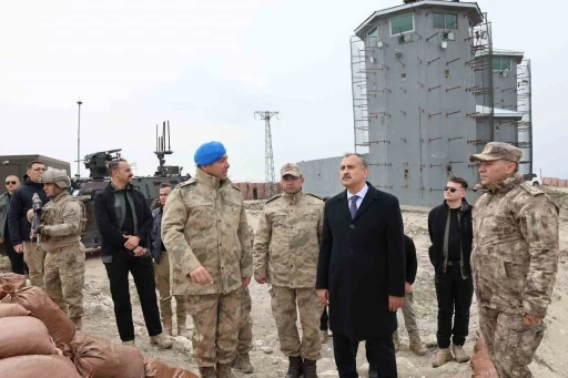 Ter&ouml;r&uuml;n izlerinin silindiği Tend&uuml;rek&rsquo;te bayram n&ouml;betindeki kahramanlar unutulmadı
