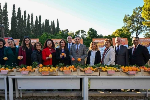 Tescillenip d&uuml;nya pazarında yerini alan Antalya portakalları tanıtıldı
