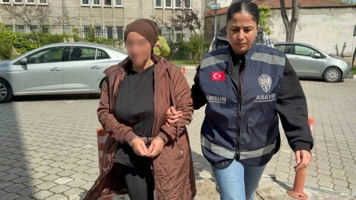 Teyze yeğeninin altınlarını &ccedil;aldı, 2 g&uuml;n sonra kendisine ara&ccedil; aldı