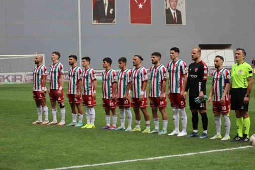 TFF 3. Lig: Karşıyaka: 4 - Anadolu Üniversitesi: 2
