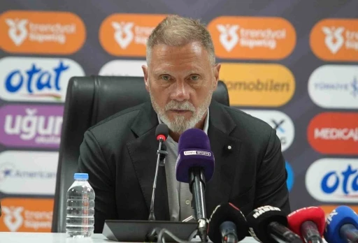 Thorsten Fink: "B&ouml;yle bir kul&uuml;b&uuml;n par&ccedil;ası olduğum i&ccedil;in &ccedil;ok mutluyum"
