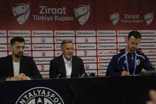 Thorsten Fink: "Galibiyeti hak ettiğimizi d&uuml;ş&uuml;n&uuml;yorum"

