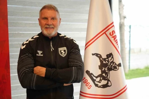 Thorsten Fink: "İlk 5&rsquo;te olmak istiyorsak b&uuml;t&uuml;n ma&ccedil;ları kazanmalıyız"
