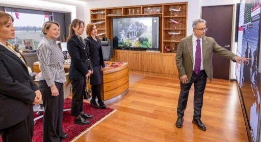 THY İcra Komitesi Başkanı Bolat, yeni se&ccedil;ilen kabin memurları derneği y&ouml;netimini ağırladı
