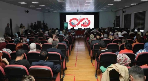 Ticaret Bakan Yardımcısı G&uuml;rcan: "E-ticaret hacmi 4,5 trilyon liraya ulaştı"
