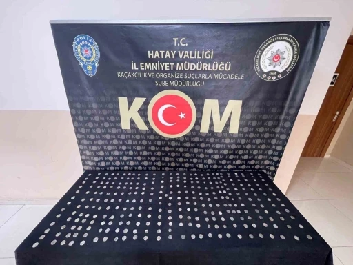 Ticari taksiyle tarihi eser ka&ccedil;ıran şahıslar yakayı ele verdi
