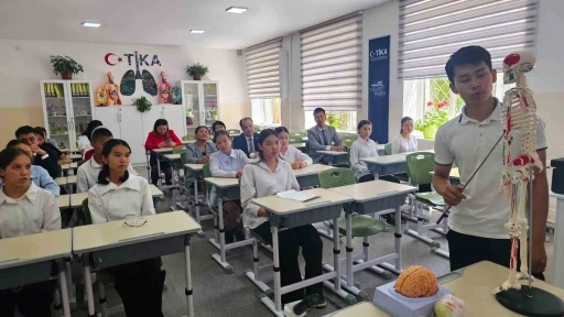 TİKA’dan Kırgızistan’da eğitime destek: Biyoloji sınıfı yenilendi
