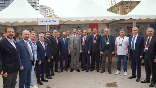 TOBB Başkanı Hisarcıklıoğlu’ndan ETSO standına ziyaret
