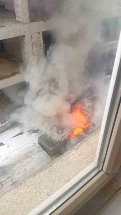 Tofaş ara&ccedil; alevlere teslim oldu
