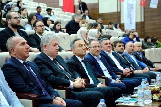 TOG&Uuml;&rsquo;de "Değişen d&uuml;nya ve eğitim" s&ouml;yleşisi
