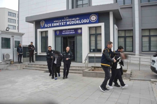 Tokat&rsquo;ta evden hırsızlık yapan 2 ş&uuml;pheli yakalandı
