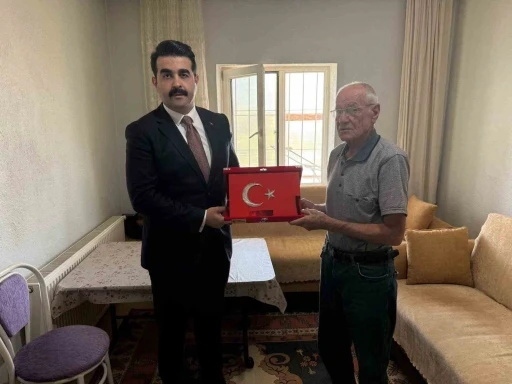 Tomarza&rsquo;da şehit babalarına &rsquo;Babalar G&uuml;n&uuml;&rsquo; s&uuml;rprizi
