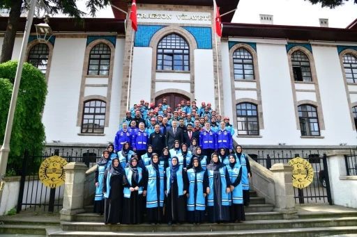 Trabzon&rsquo;da 50 imam-hatip ile 20 Kur&rsquo;an-ı Kerim Kursu &ouml;ğreticisi AFAD g&ouml;n&uuml;ll&uuml;s&uuml; oldu
